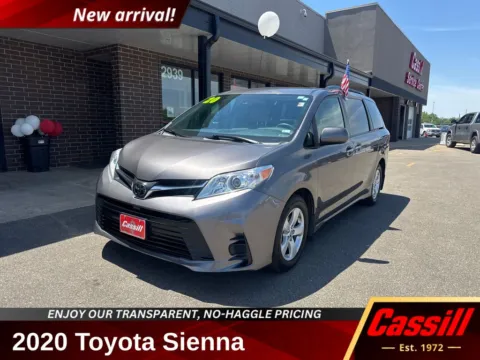 Used 2014 Toyota Sienna XLE for sale in Cedar Rapids, IA at