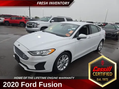 White 2020 Ford Fusion Hybrid SE for sale in Cedar Rapids, IA