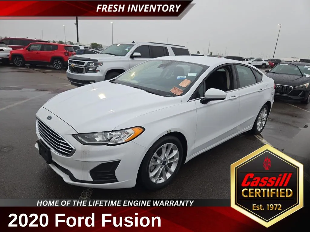 2020 Ford Fusion SE's photo