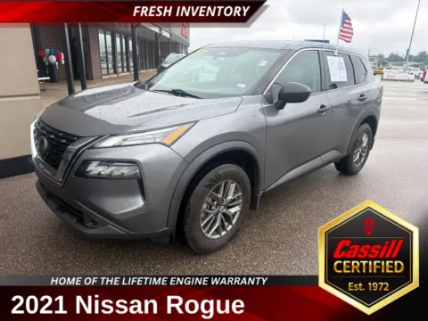 Gray 2021 Nissan Rogue S for sale in Cedar Rapids, IA