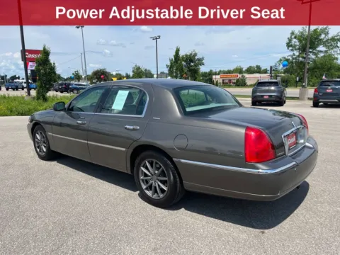 Another view of 2003 Lincoln Town Car Signature for sale in Cedar Rapids, IA at Cassill Motors