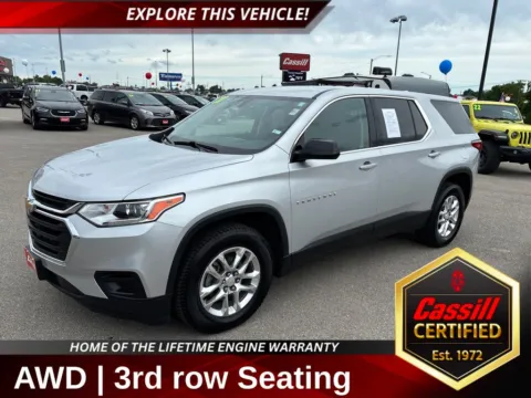 Silver 2020 Chevrolet Traverse LS for sale in Cedar Rapids, IA