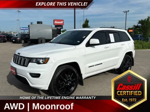 White 2020 Jeep Grand Cherokee Altitude for sale in Cedar Rapids, IA