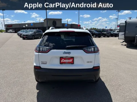 More photos of 2020 Jeep Cherokee Latitude at Cassill Motors, IA