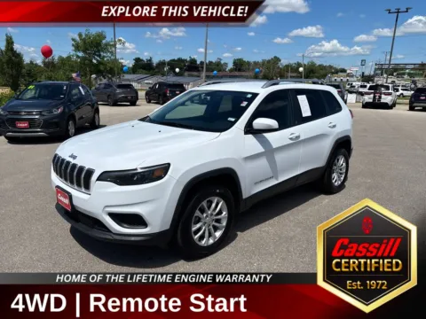 White 2020 Jeep Cherokee Latitude for sale in Cedar Rapids, IA