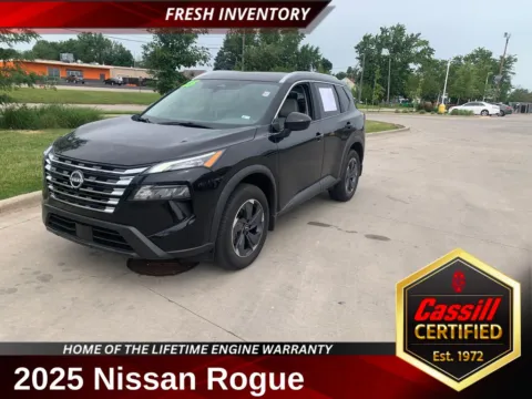 Black 2025 Nissan Rogue SV for sale in Cedar Rapids, IA