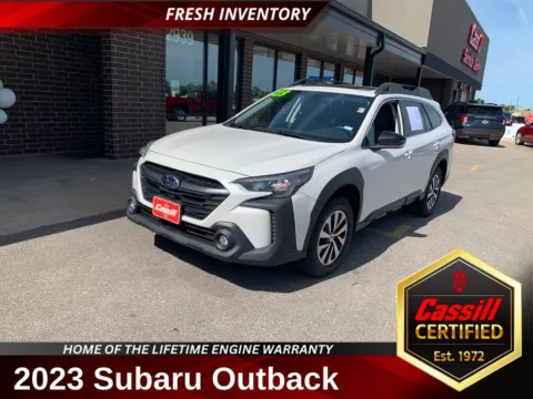 White 2023 Subaru Outback Premium for sale in Cedar Rapids, IA