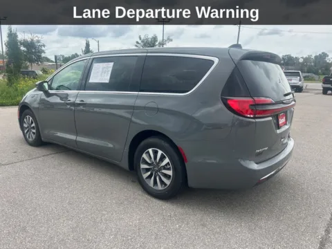 Another view of 2022 Chrysler Pacifica Hybrid Touring L for sale in Cedar Rapids, IA at Cassill Motors