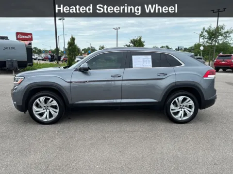 More photos of 2020 Volkswagen Atlas Cross Sport 3.6L V6 SEL at Cassill Motors, IA
