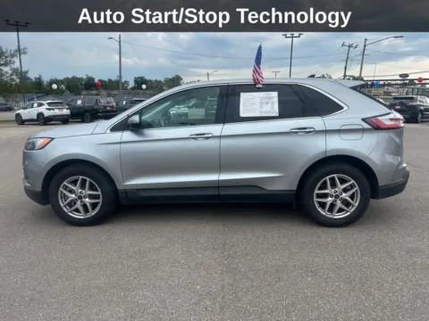 Photos of 2023 Ford Edge SEL for sale in Cedar Rapids, IA at Cassill Motors