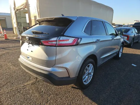 More photos of 2023 Ford Edge SEL at Cassill Motors, IA