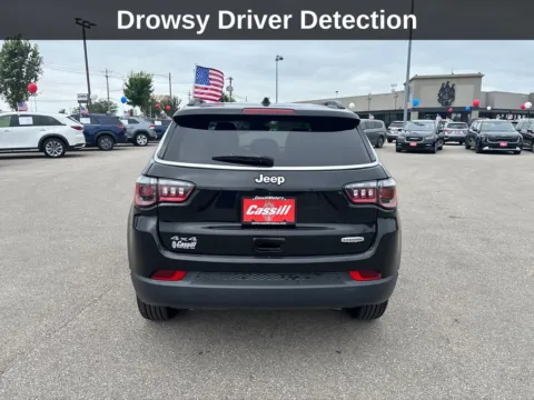 More photos of 2024 Jeep Compass Latitude at Cassill Motors, IA