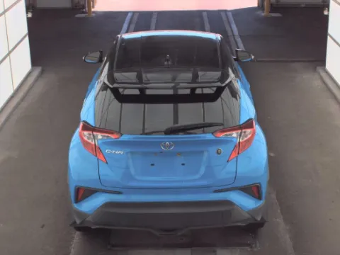 Another view of 2019 Toyota C-HR XLE for sale in Cedar Rapids, IA at Cassill Motors
