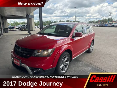 Red 2017 Dodge Journey Crossroad for sale in Cedar Rapids, IA