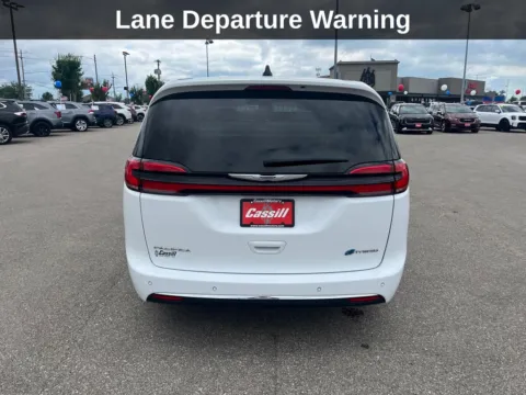 More photos of 2024 Chrysler Pacifica Hybrid Select at Cassill Motors, IA