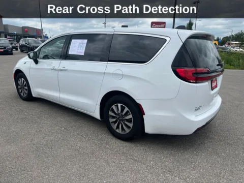 Another view of 2024 Chrysler Pacifica Hybrid Select for sale in Cedar Rapids, IA at Cassill Motors