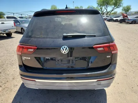 More photos of 2018 Volkswagen Tiguan 2.0T SE at Cassill Motors, IA