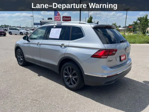Another view of 2022 Volkswagen Tiguan 2.0T SE for sale in Cedar Rapids, IA at Cassill Motors