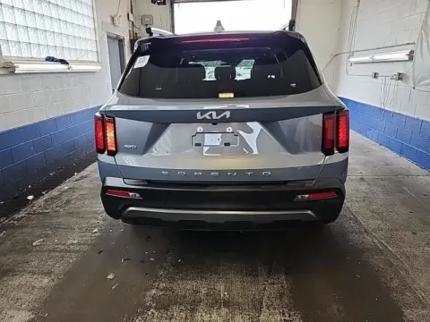 More photos of 2022 Kia Sorento S at Cassill Motors, IA