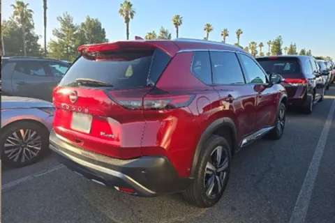 More photos of 2023 Nissan Rogue SL at Cassill Motors, IA