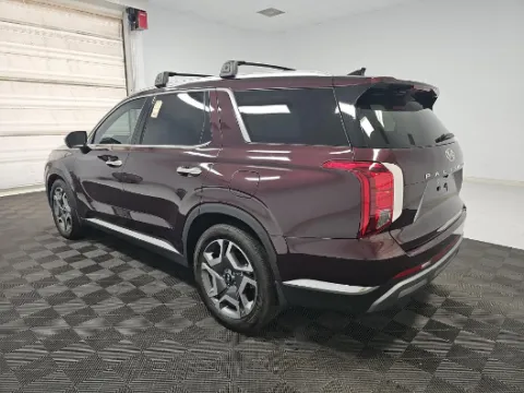 Photos of 2023 Hyundai Palisade Limited for sale in Cedar Rapids, IA at Cassill Motors