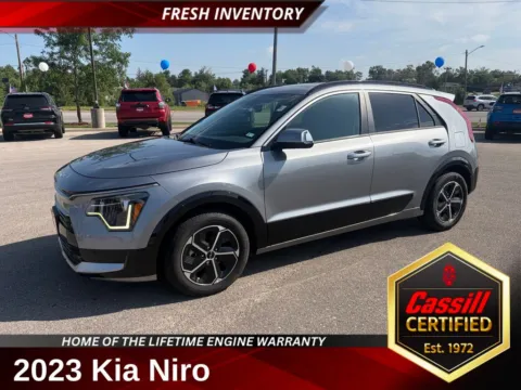 Gray 2023 Kia Niro SX for sale in Cedar Rapids, IA