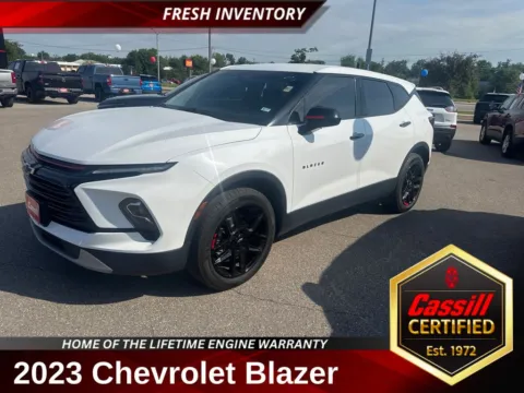 White 2023 Chevrolet Blazer LT for sale in Cedar Rapids, IA