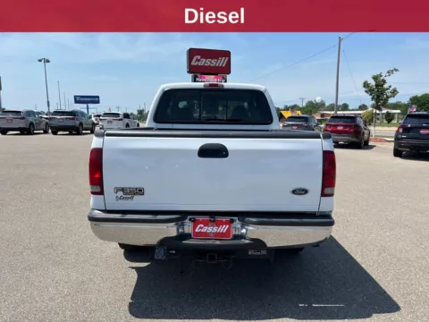 More photos of 1999 Ford F-350SD Lariat at Cassill Motors, IA