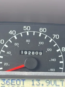 More photos of 1999 Ford F-350SD Lariat at Cassill Motors, IA