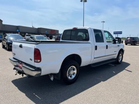 More photos of 1999 Ford F-350SD Lariat at Cassill Motors, IA