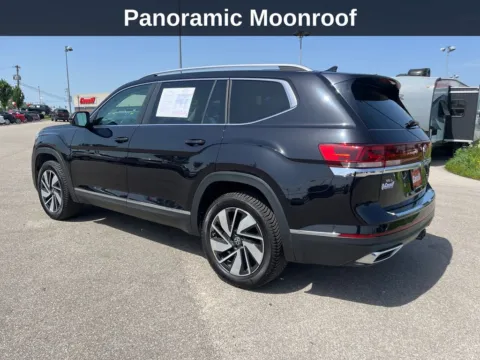 Another view of 2024 Volkswagen Atlas 2.0T SEL for sale in Cedar Rapids, IA at Cassill Motors