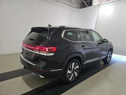 More photos of 2024 Volkswagen Atlas 2.0T SEL at Cassill Motors, IA
