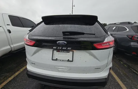 More photos of 2024 Ford Edge SEL at Cassill Motors, IA
