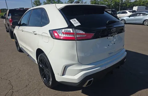 Photos of 2023 Ford Edge ST for sale in Cedar Rapids, IA at Cassill Motors