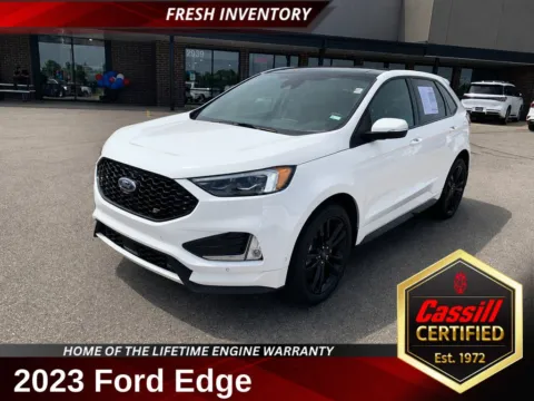 White 2023 Ford Edge ST for sale in Cedar Rapids, IA