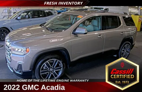 Brown 2022 GMC Acadia SLT for sale in Cedar Rapids, IA