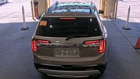 More photos of 2022 GMC Acadia SLT at Cassill Motors, IA