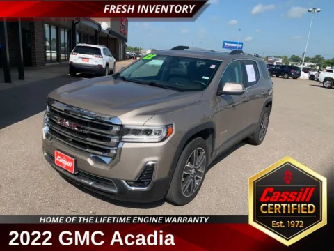 Brown 2022 GMC Acadia SLT for sale in Cedar Rapids, IA