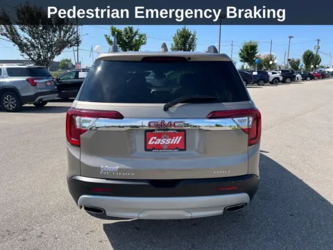 More photos of 2022 GMC Acadia SLT at Cassill Motors, IA