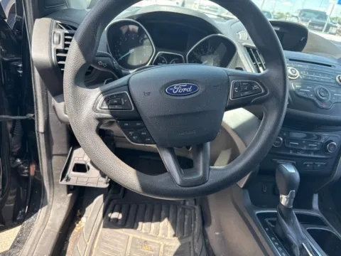 More photos of 2017 Ford Escape SE at Cassill Motors, IA