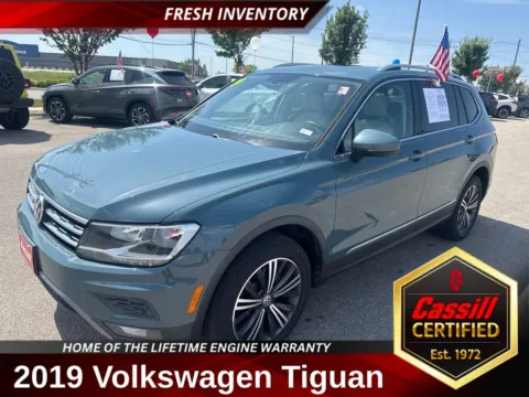 Blue 2019 Volkswagen Tiguan 2.0T SEL for sale in Cedar Rapids, IA