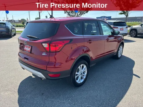 More photos of 2019 Ford Escape SE at Cassill Motors, IA