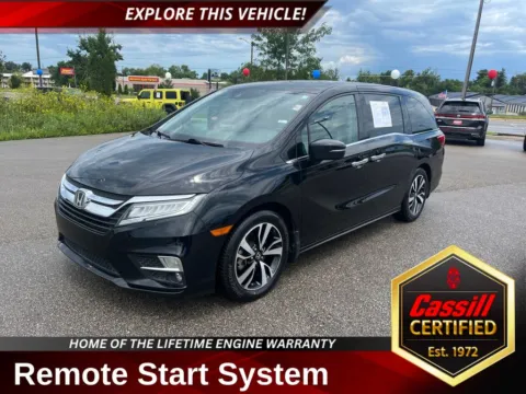 Black 2020 Honda Odyssey Elite for sale in Cedar Rapids, IA