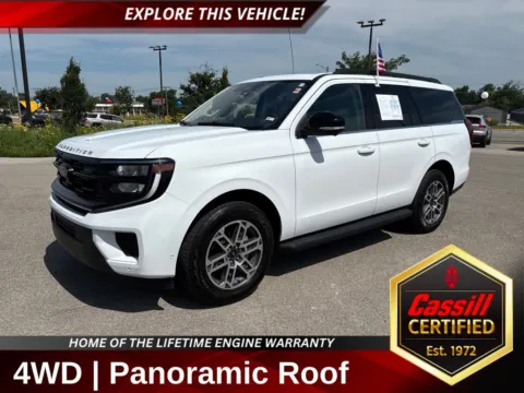 White 2025 Ford Expedition Active for sale in Cedar Rapids, IA
