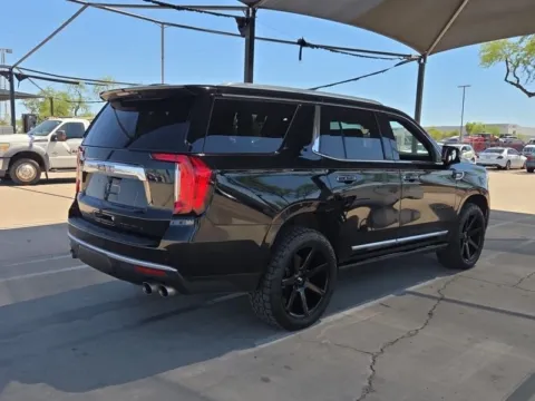 More photos of 2021 GMC Yukon Denali at Cassill Motors, IA