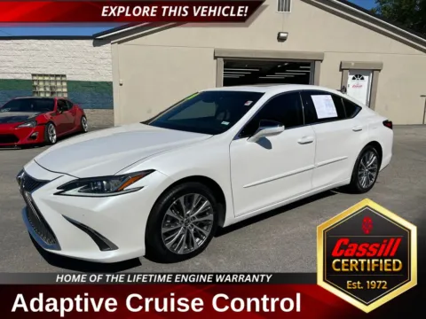 White 2020 Lexus ES 350 for sale in Cedar Rapids, IA
