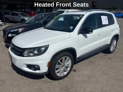 Photos of 2016 Volkswagen Tiguan SE for sale in Cedar Rapids, IA at Cassill Motors