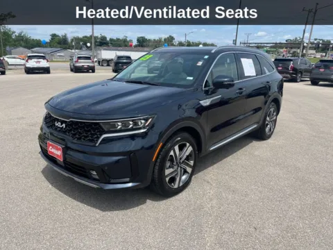 Photos of 2023 Kia Sorento Plug-In Hybrid SX Prestige for sale in Cedar Rapids, IA at Cassill Motors