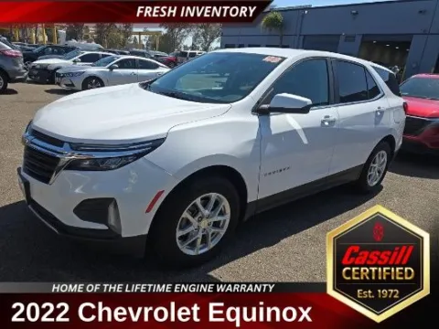 White 2022 Chevrolet Equinox LT for sale in Cedar Rapids, IA