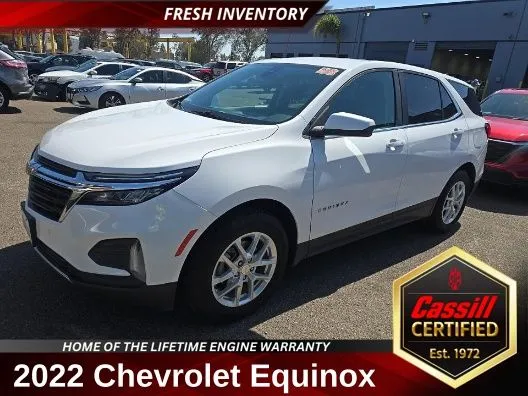 White 2022 Chevrolet Equinox LT for sale in Cedar Rapids, IA